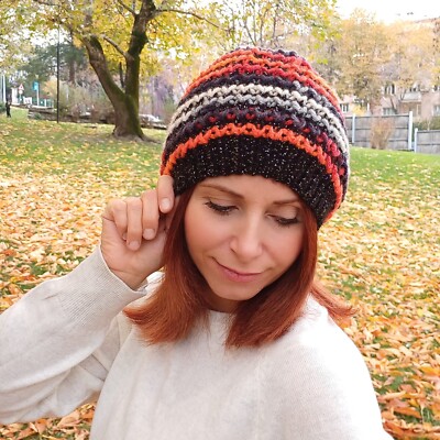 4913 Byos Women\'s Cute Subtle Sparkly Sequin Cable Knitted Crochet Beret Accessories | 7789 Byos Womens Cute Subtle Sparkly Sequin  main image 4