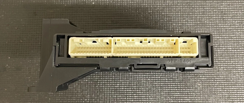 12 13 14 15 MÓDULO DE CONTROL DE TEMPERATURA TOYOTA PRIUS 88650-47330 OEM Foto 3 de 4