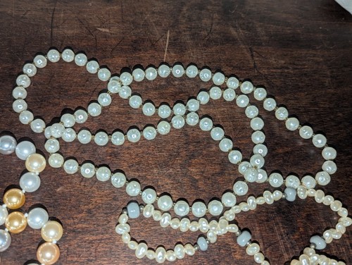 Vtg Lot Modern Fancy Faux Pearl 17 Necklaces 80s 90s & 1 Bracelet - Picture 18 of 19