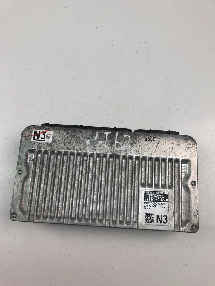 TOYOTA YARIS P13 Engine Control Unit ECU 89661-0U230 2015 25188049 - Immagine 2 di 4