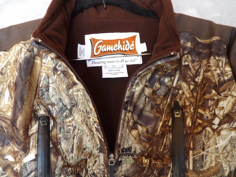 Gamehide 1/4 zip camoflage hunting sweater/jacket, soft silent fabric, Sz Lg, - Image 3 of 4