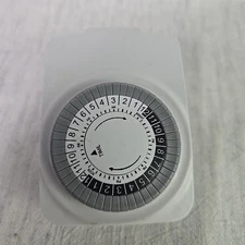 TM-011A 24-Hour Mechanical Plug-In Timer Indoor Outlet Switch Programmable White