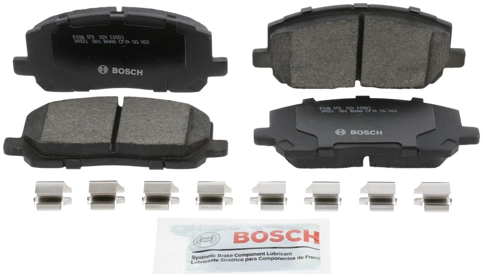 Kit de pastillas de freno y rotor de cerámica Bosch QuietCast para Toyota Highlander 2004-2007 Foto 2 de 4