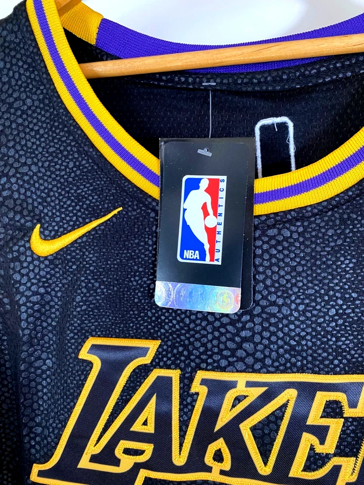 Camiseta LeBron James #6 Lakers Mamba Negra Nike Swingman Talla 48 NUEVA con Etiquetas Foto 3 de 4