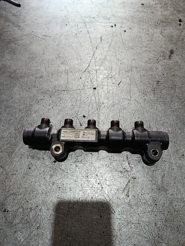 FORD FOCUS 2008 Peugeot 207 1,6 Rail Einspritzleiste Verteilerrohr 9654592680