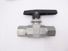 Parker 6F-B8LJ2-SSP Two Way B-Series Ball Valve 3/8" FNPT 6000PSI - B Series