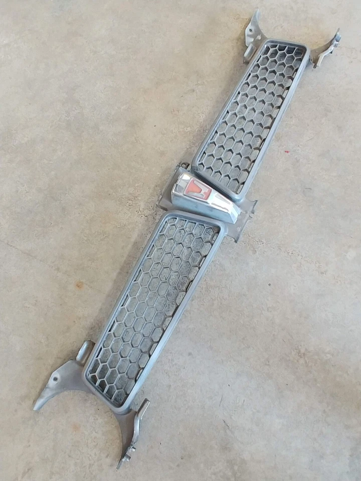 Rejilla, Honda Civic CVCC 1200 1977 compatible con 1975-1977 1,5 L Foto 2 de 4