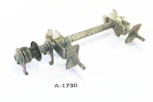 Suzuki GS 500 E - Hinterachse Achse hinten A1730