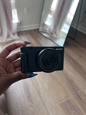Sony ZV-1F 20.1MP Vlogging Camera, Black