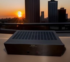 Rotel RB-980BX Stereo Power Amplifier Hi Fidelity Ships Free! Kicks Butt!