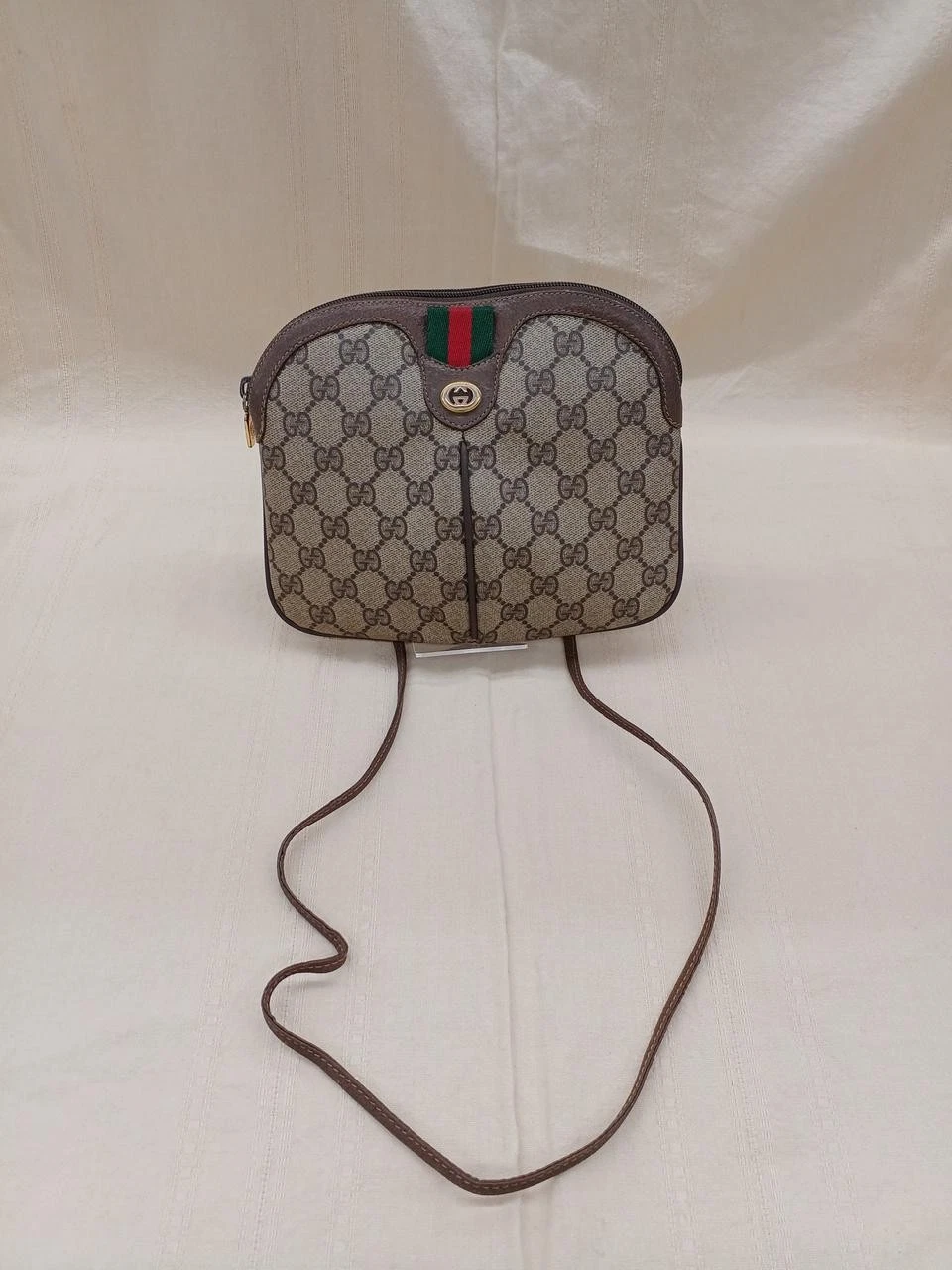 Gucci — GUCCI 8.6 inch shoulder bag women