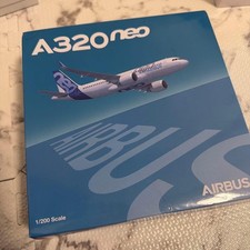 A320 neo 1/200 scale model