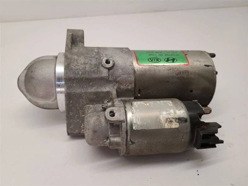 KIA SORENTO 2014-2016 Starter Motor 3.3L 361003C221 - Image 2 of 4