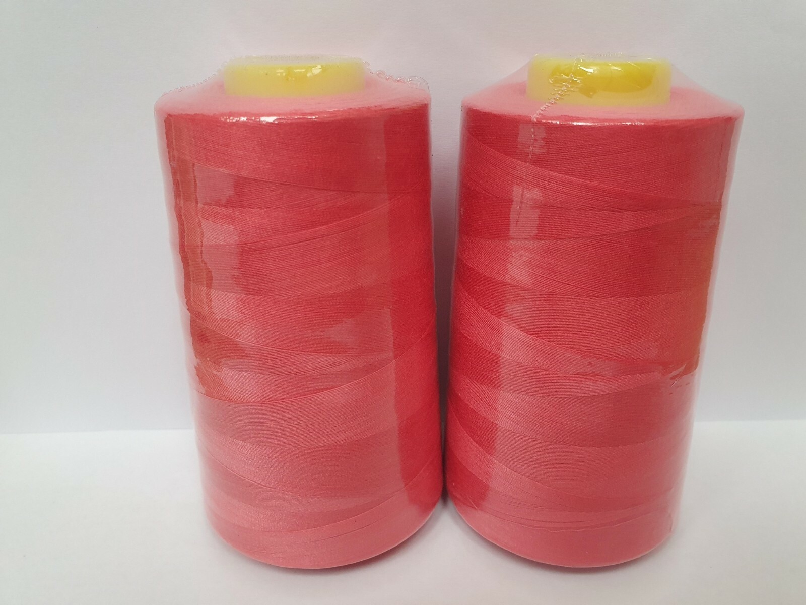Hilo Para Coser Xik 120 #20 Lila Cono X 4000 Mts
