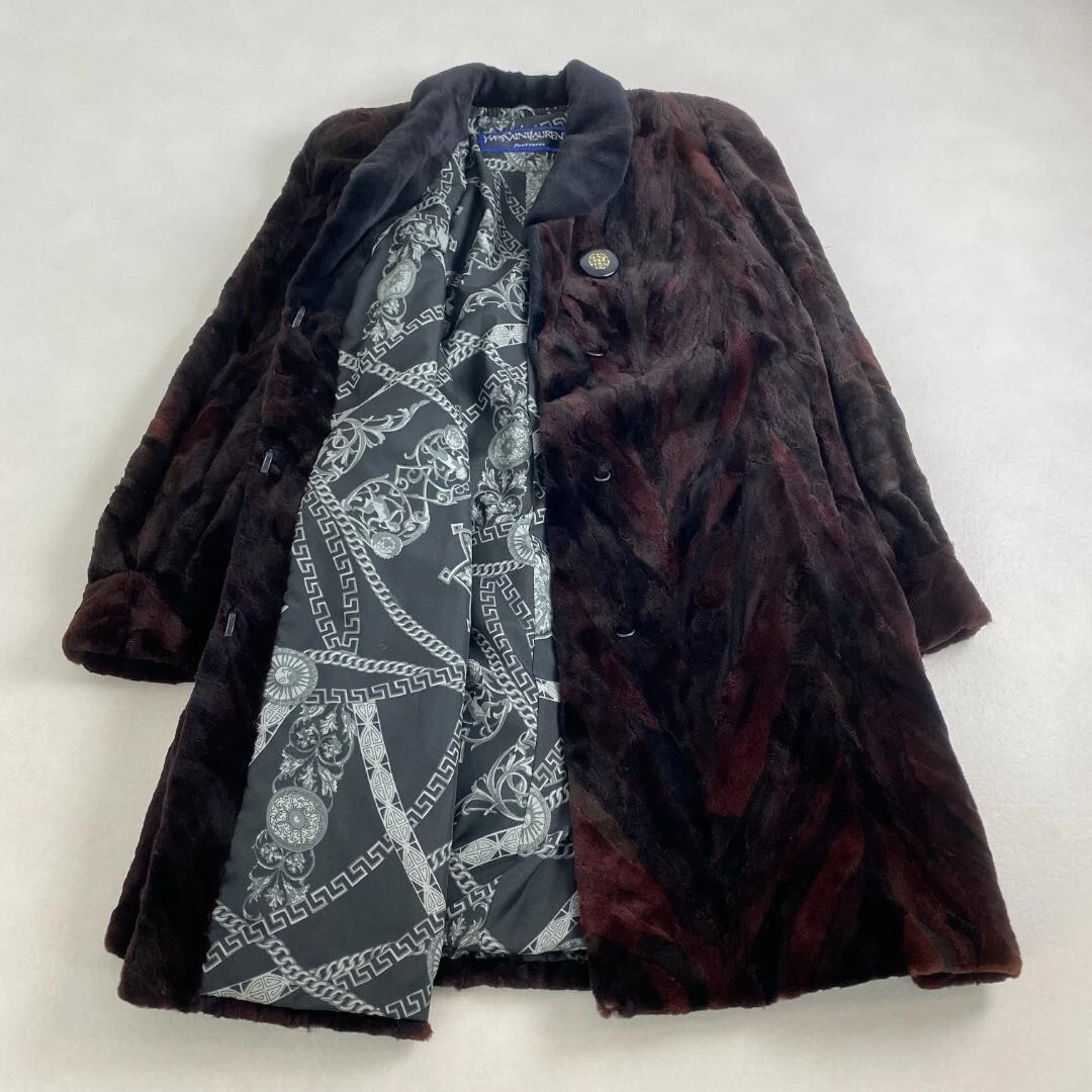 SAINT LAURENT (YSL) w2096 Cappotto di pelliccia Yves Saint Laurent VISONE SAGA visone tosato design fantasia