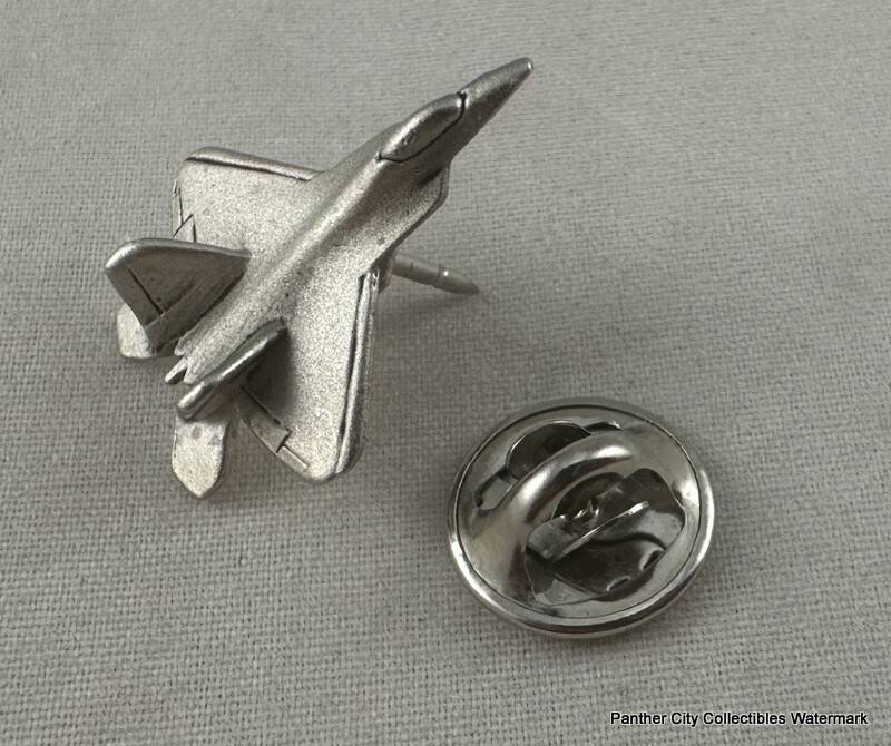 Vintage F-22 Raptor Stealth USAF Aircraft Silver Tone Metal Pin Hat Tie Lapel