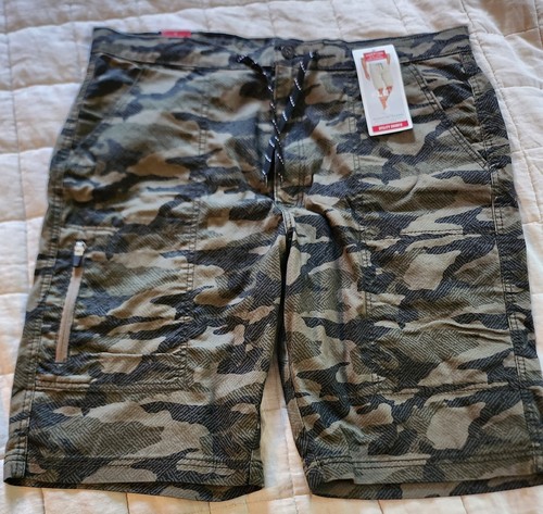Levi Strauss Camouflage Camo Flex Performance Utility Shorts Size 40 NWT