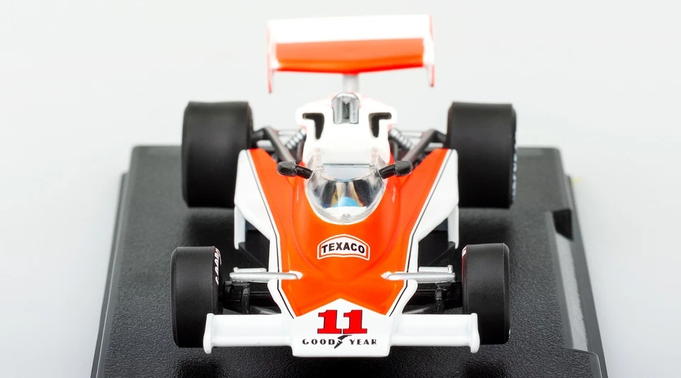 McLaren M23 James Hunt 1976 #11 Modellino Formula 1 Scala 1:43 World Champion - Immagine 4 di 4