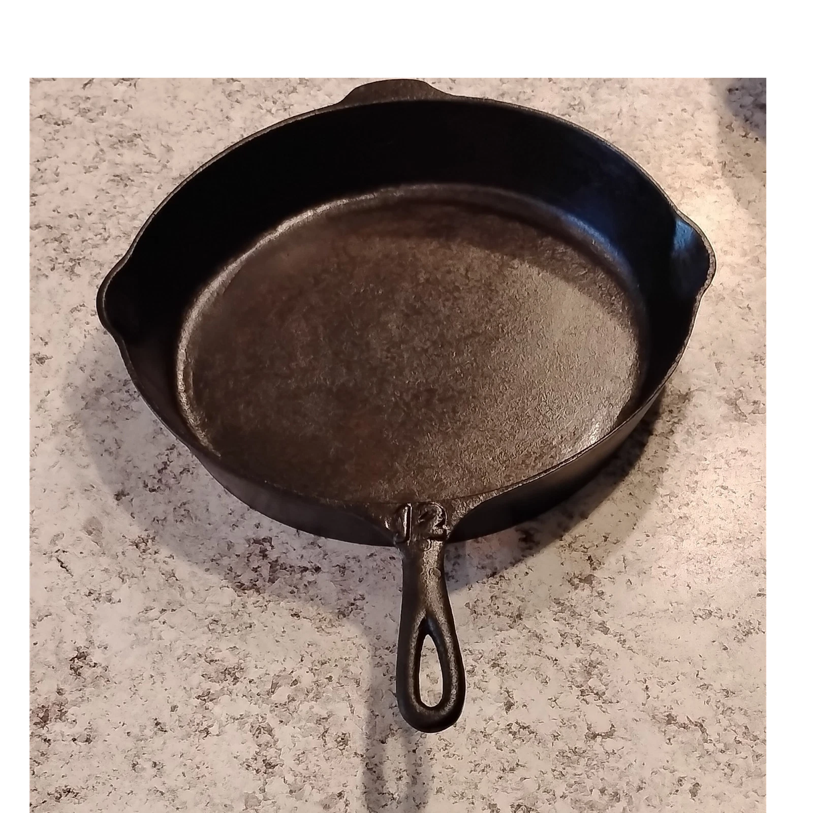old,cast Iron Frying Pan Round Double Handle Black 12 Inch