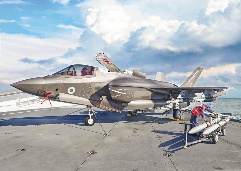 Italeri 2810 F-35B Lightning II STOVL 1:48 Plastic Model Kit