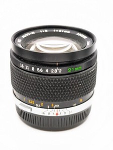 Olympus OM Zuiko MC Auto-W 21mm F2 Ultra Wide & FAST Unicorn Lens MINT! (100586)