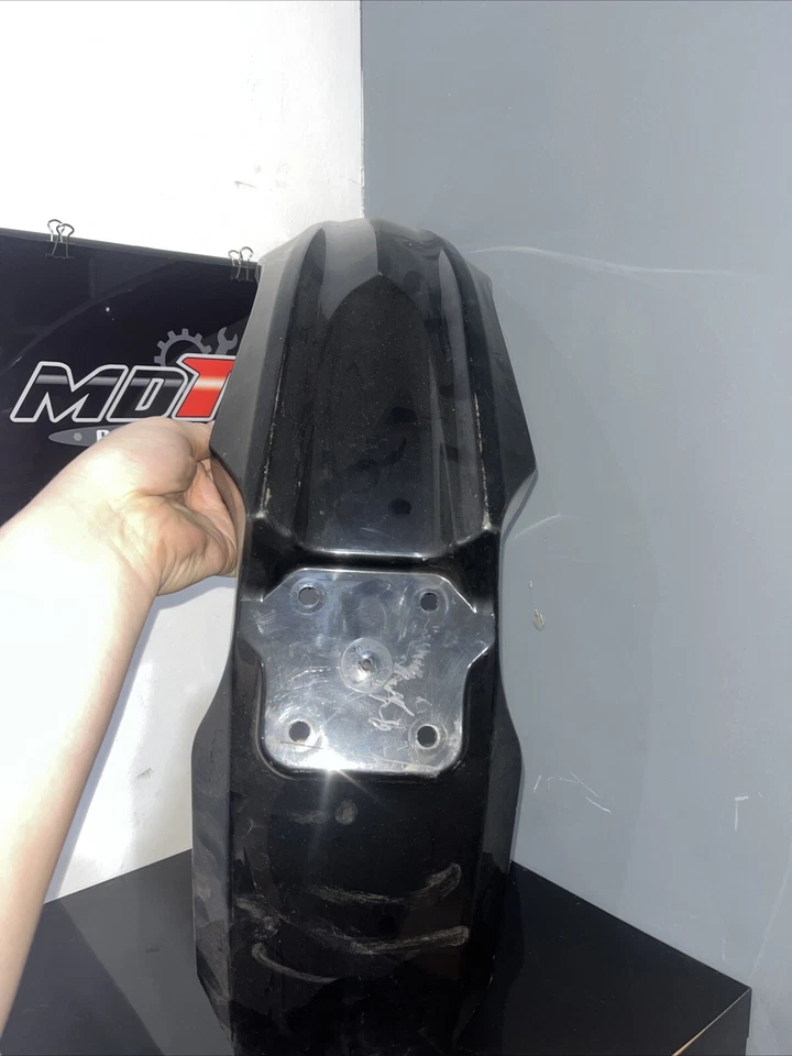 PANEL GUARDABARROS DELANTERO SUZUKI DR125 DR 125 24H00 53111-24H00 GUARDABARROS Foto 2 de 4