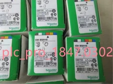 XB4 BS8445 1PCS Brand New Schneider XB4BS8445  Fast delivery