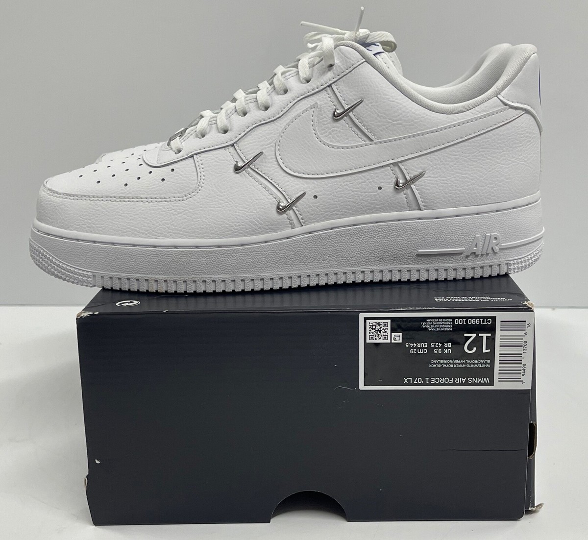af1 sisterhood white metallic silver