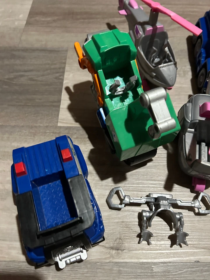 Enorme SET Lote de Figuras Mixtas de Patrulla Canina + Vehículos Foto 3 de 4