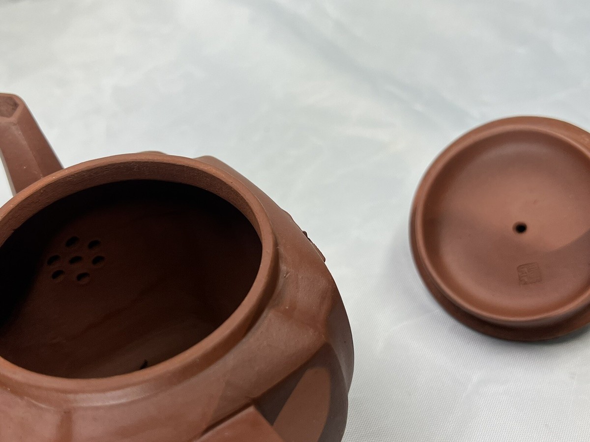 古の陶芸品 Chinese Yixing Zisha Clay Carved Teapot By GU Jingzhou