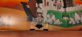 LEGO LEGOLAND Castle System: King's Mountain Fortress Set 6081 (1990) New In Box