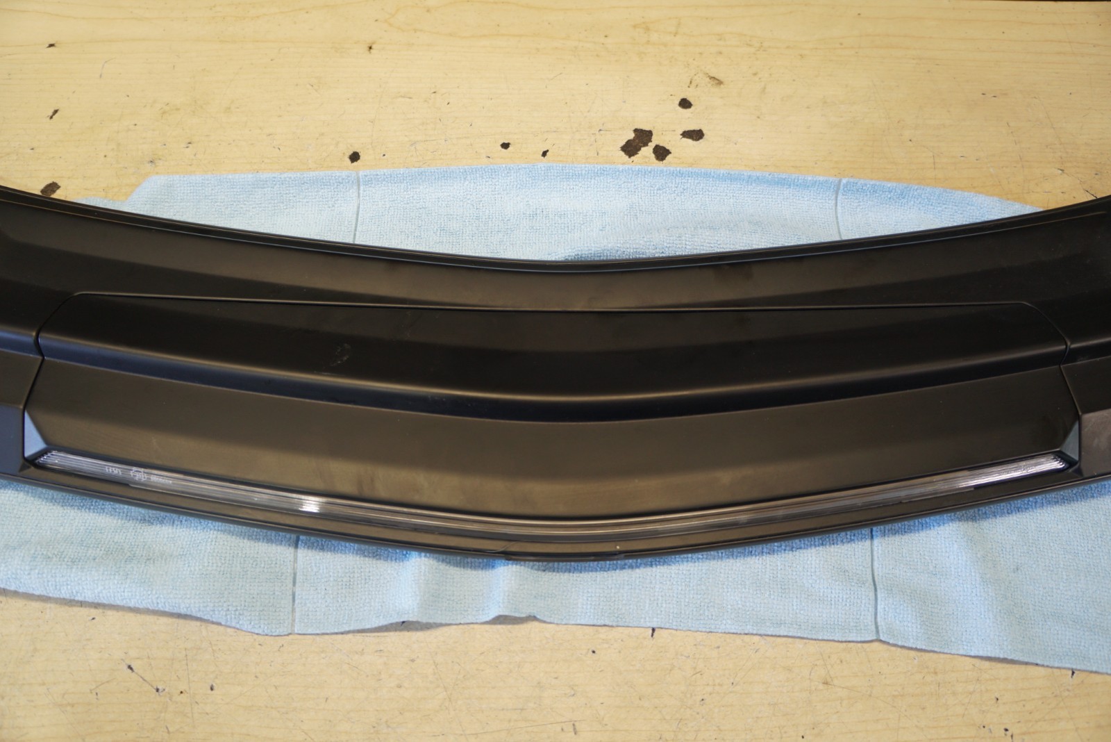 2019 - 2025 LAMBORGHINI URUS REAR UPPER SPOILER WING ASSEMBLY OEM 4ML827933