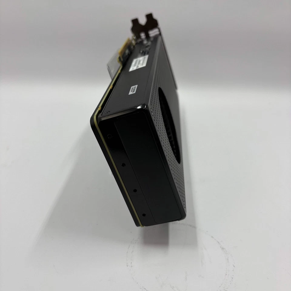 Sapphire Radeon RX Vega 64 8GB HBM2 Graphics Card 102-D05015-00-AT - Image 2 of 4