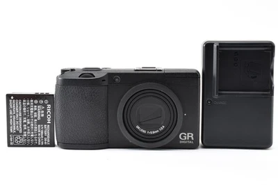 SC:2092 [TOP MINT] Ricoh GR Digital II 10.1 MP Compact Digital Camera From Japan - Image 1 of 4