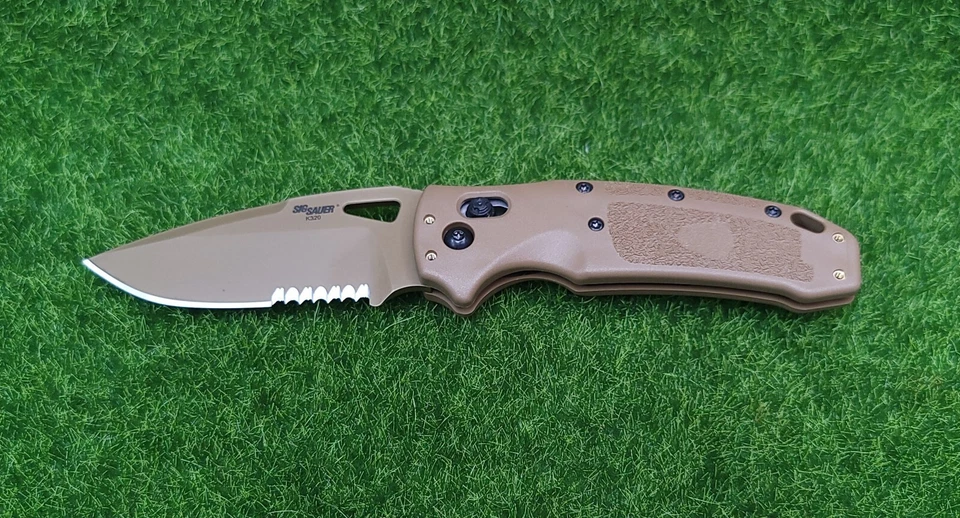 Cuchillo Plegable Hogue Sig K320 M17 ABLE Lock 3.5", Bronceado Coyote, Punto de Caída - 36373 Foto 2 de 4