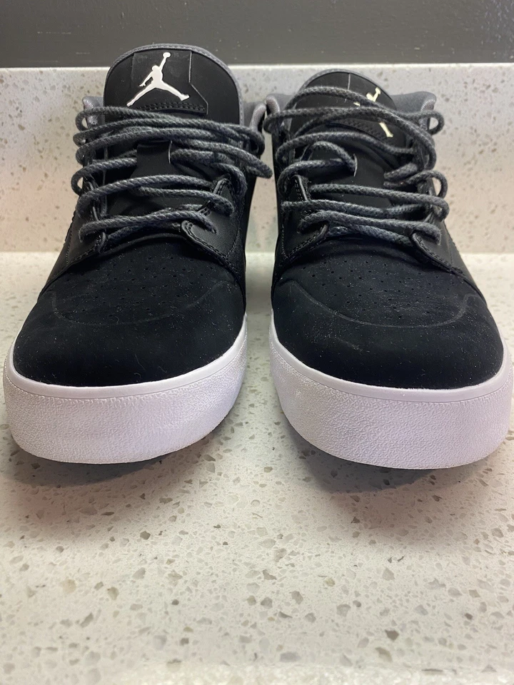 Jordan AJ V.1 Chukka Negro Talla 9 Foto 3 de 4