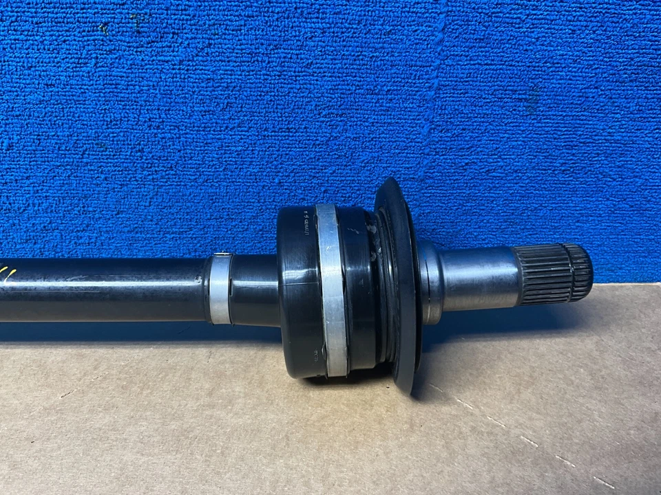 BMW 750i 2016-2019 4,4 L eje trasero izquierdo eje medio eje OEM Foto 4 de 4