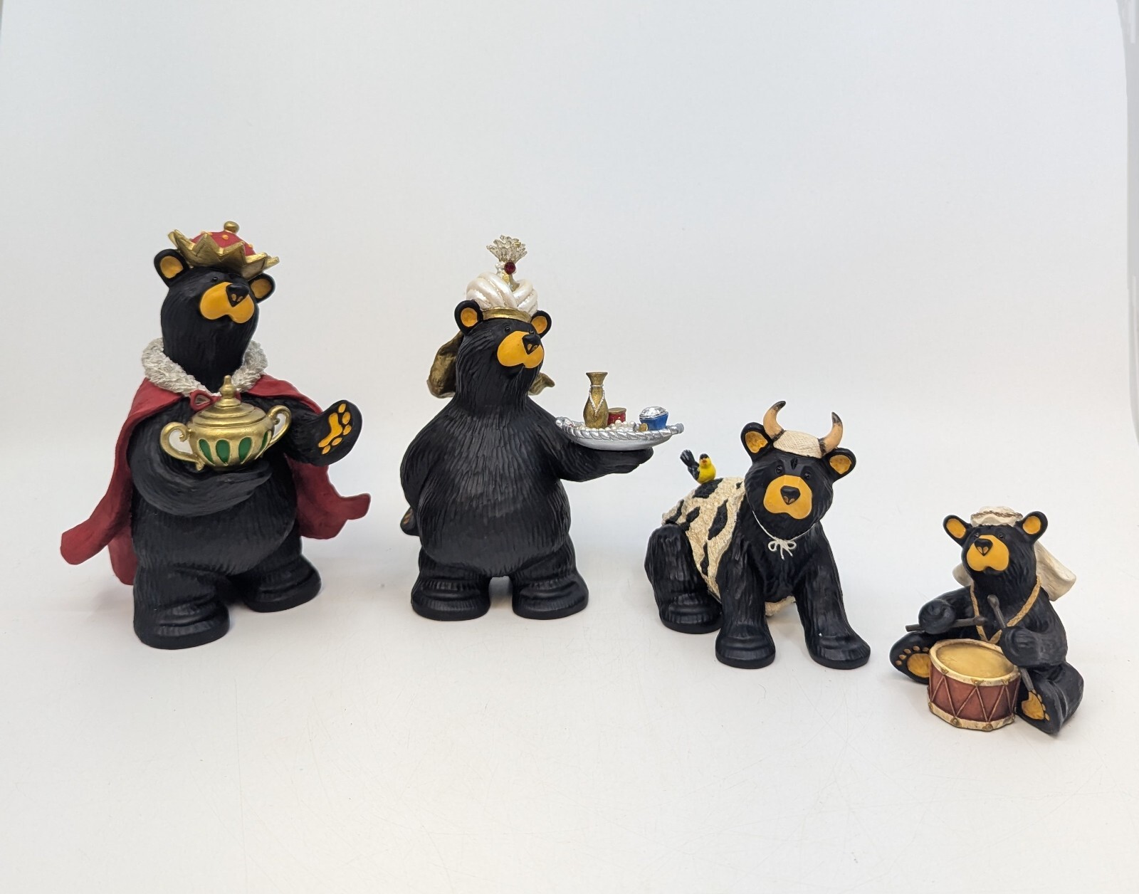 Bearfoots Big Sky Carvers Jeff Fleming Beartivity III Nativity Set Figurines