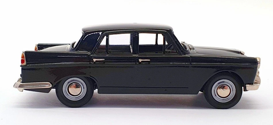Brooklin 1/43 Scale IPV29 - 1961 Austin A99 Westminster Bath Police - Dark Green - Image 3 of 4