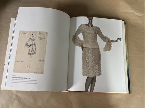 VALENTINO: Retrospective Past Present Future RIZZOLI Large Lavish Hardcover MINT - Picture 18 of 24