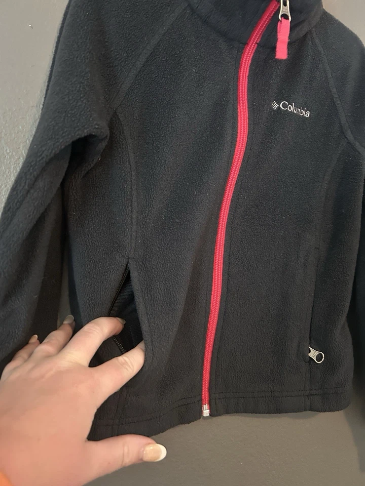 Black And Pink Columbia Fleece Zip Up Size XS / 6 6X Girls Or Boys - Image 2 of 4