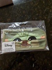 Disney Parks Star Wars Mandalorian The Child Baby Yoda Face Mask Adult Large NEW