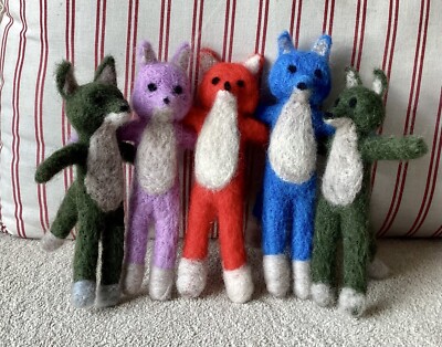 Needle Felted Wool Figurine. Renardo.