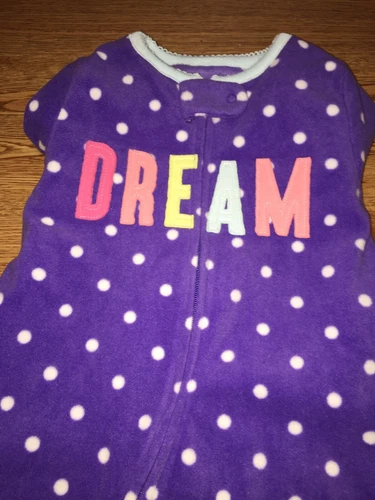 Carter’s Footed Fleece Sleeper “DREAM” Pajamas Girl Purple size 6 Months
