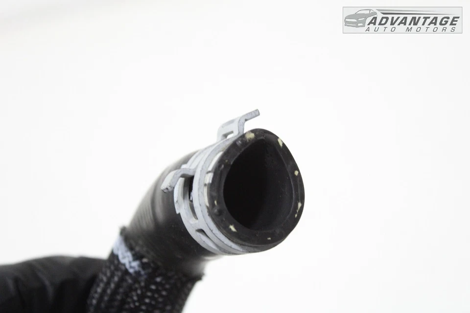 Chevrolet Blazer 2019-2023 motor refrigerante bomba de agua auxiliar manguera tubo OEM Foto 3 de 4