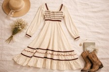Vintage 70s Gunne Sax Prairie Maxi Dress Cream Smocked Cottagecore Renaissance