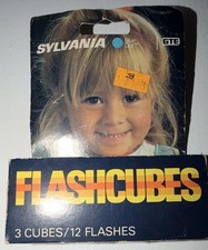 Sylvania Blue Dot Flashcubes Clear Bulbs 3-Pack 12 Flashes Universal
