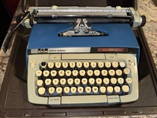 Smith Corona / Classic 12  Typewriter/Carrying Case, Working, Blue/White thumbnail