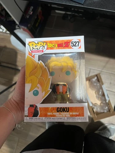 Funko Pop! Animation Dragon Ball Z Super Saiyan Goku #527
