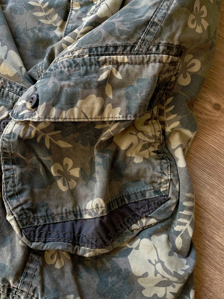 Joblot of 2 Mens Cargo Shorts Cotton Knee Length Half Pants Pockets - 32+34" W - Image 4 of 4